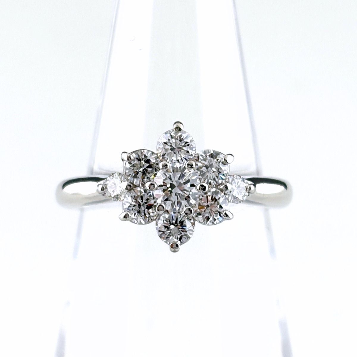 フラワーモチーフ プラチナ 指輪 メレダイヤ 花 リング 11号 Pt900 ダイヤモンド レディース 【中古】