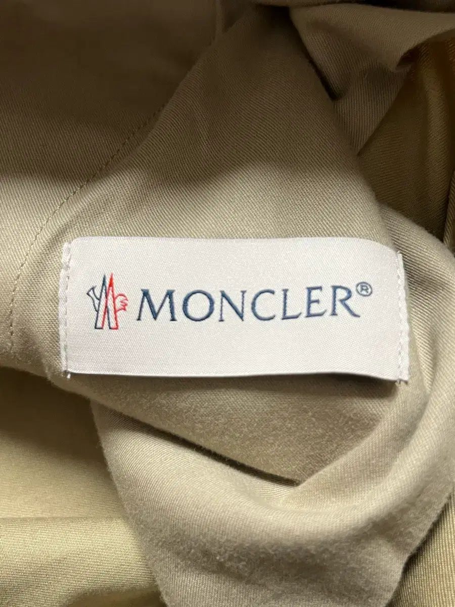 MONCLER(モンクレール) メンズ パンツ 44 ベージュ 正規品 - メルカリ