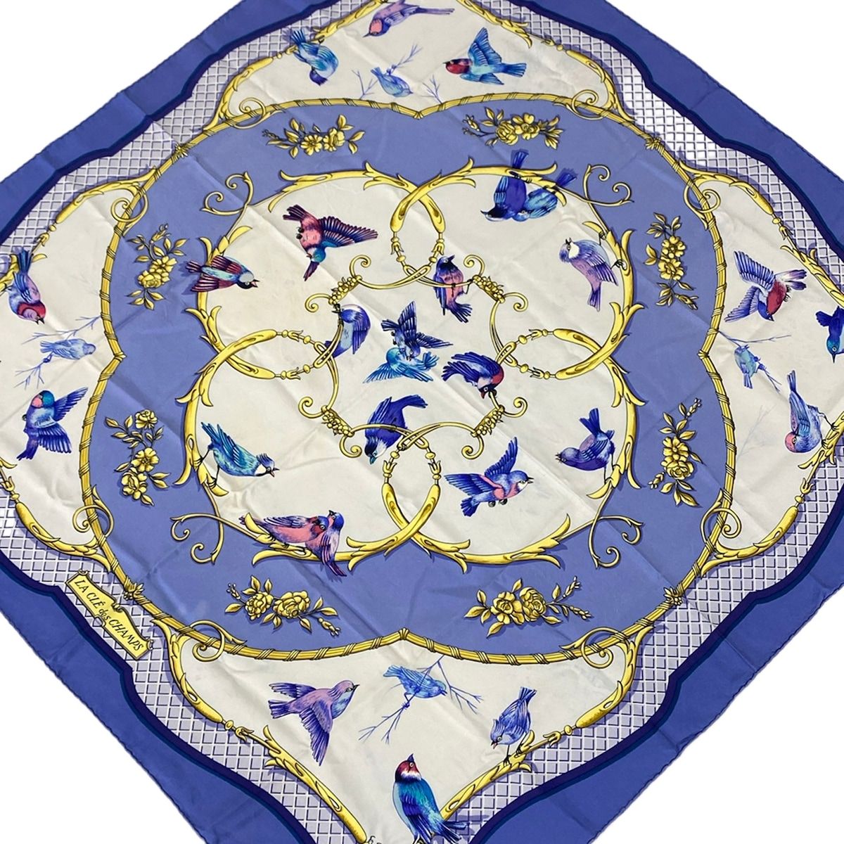 HERMES(エルメス) スカーフ カレ90 ブルー×イエロー×マルチ LA CLE des
