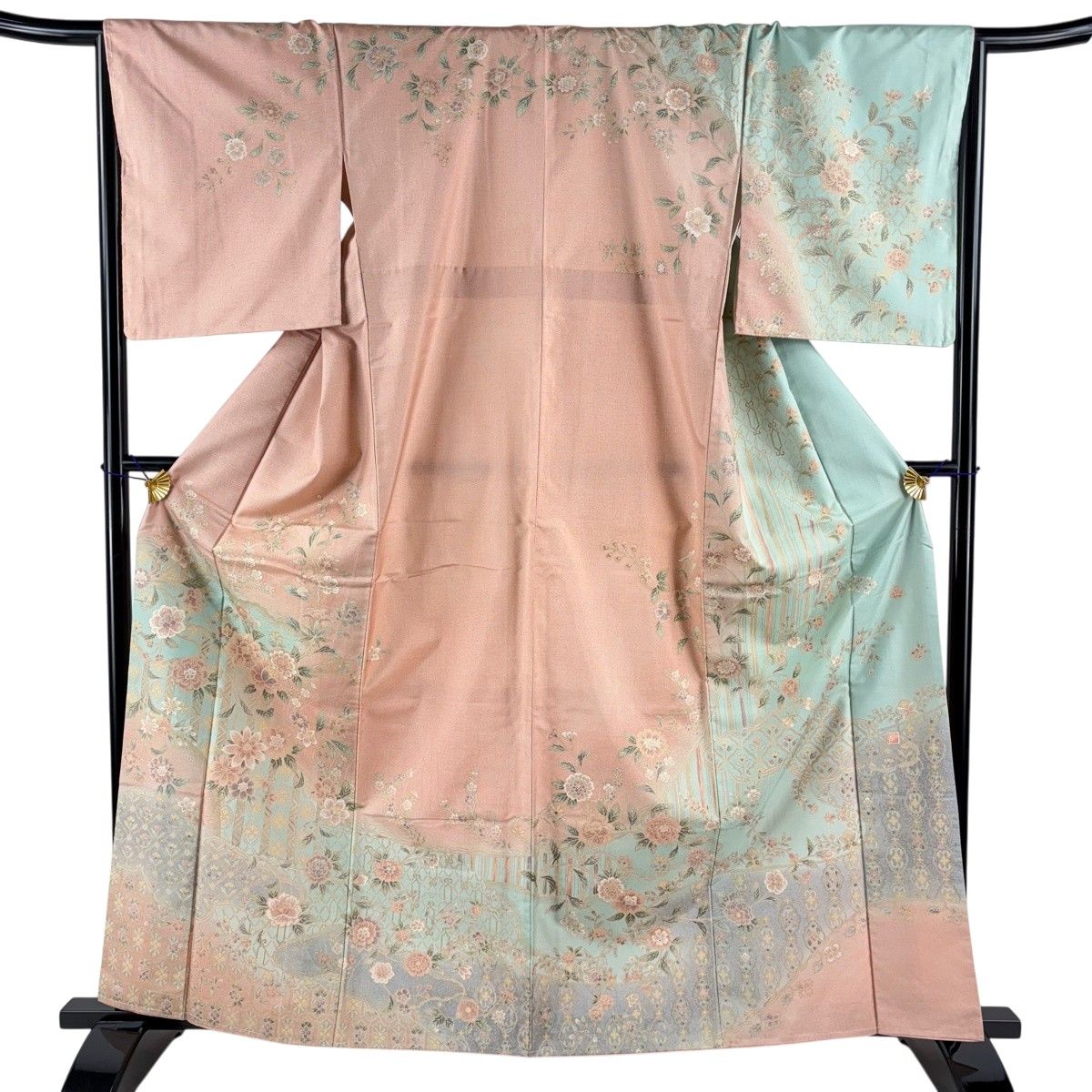 訪問着 身丈163.5cm 裄丈67.5cm L 袷 紬地 落款 草花 亀甲 金彩 ぼかし ピンク 正絹 名品 【中古】