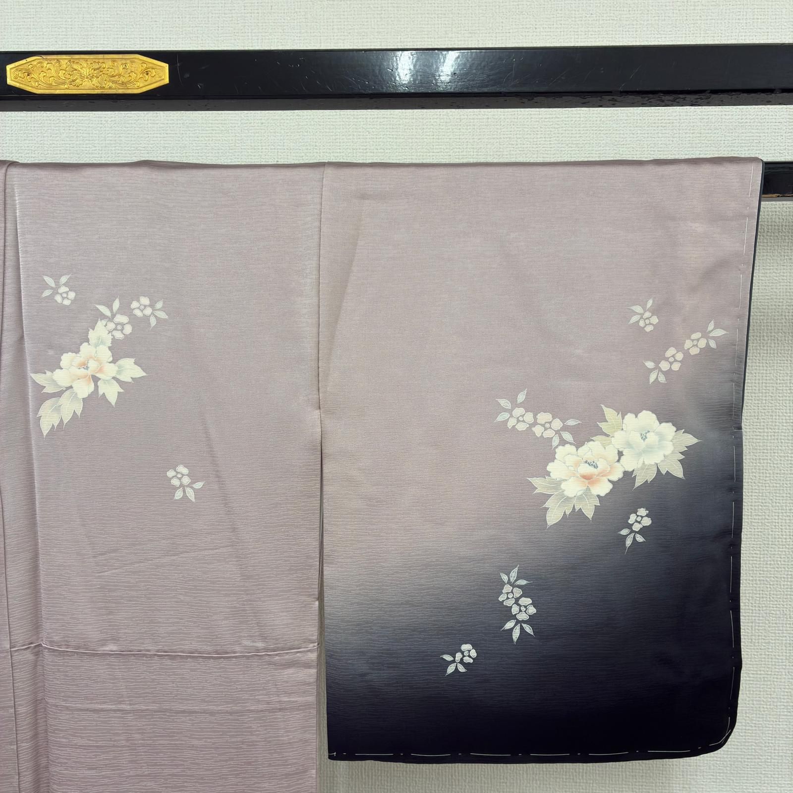 付け下げ 裄66.5 正絹 紋なし 暈し 美しい染めの花 しつけ糸 袷 着物 d