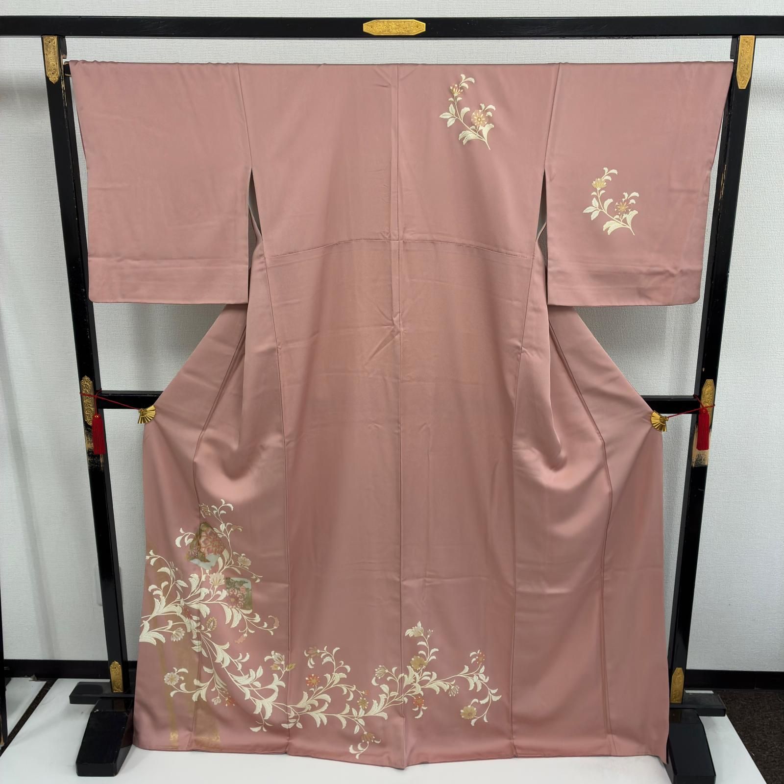 付け下げ 正絹 紋なし 美しい更紗花唐草 着物 d-2363 - メルカリ