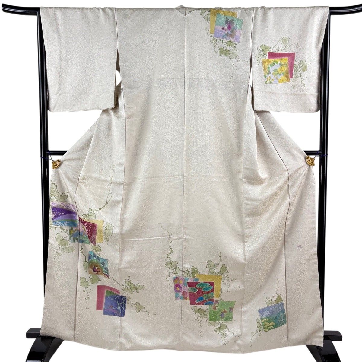【美品】 訪問着 身丈165cm 裄丈66.5cm M 袷 落款 色紙 孔雀 金彩 ベージュ 正絹 名品 【中古】