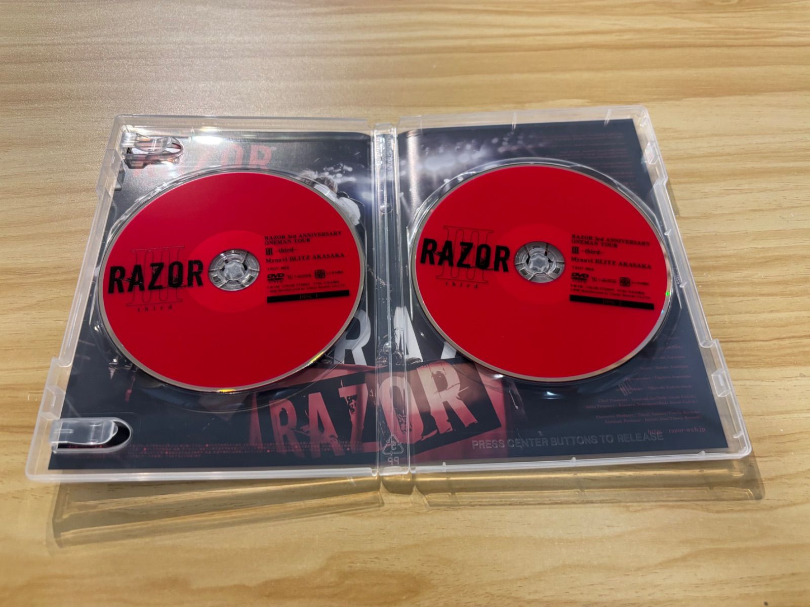 中古][DVD] RAZOR 3rd ANNIVERSARY ONEMAN TOUR III -third- (2枚組