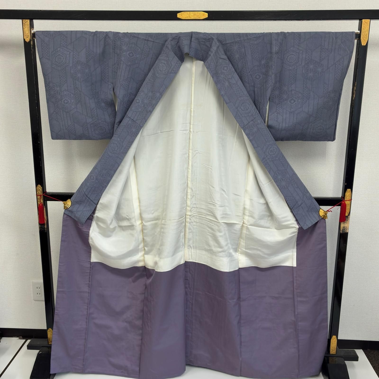 本場結城紬 石下 裄67 亀甲 素敵な絣柄 真綿 正絹 着物 MK-5046 - メルカリ