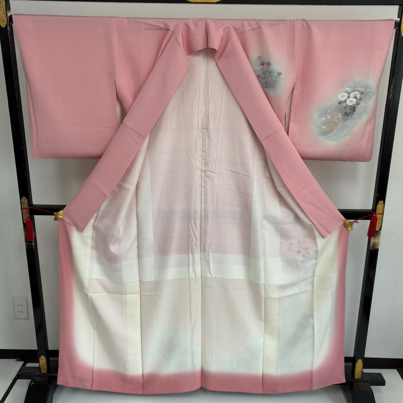 小紋 正絹 裄66.5 飛び柄の美しい花 染め 袷 着物 F-10283 正絹 小紋