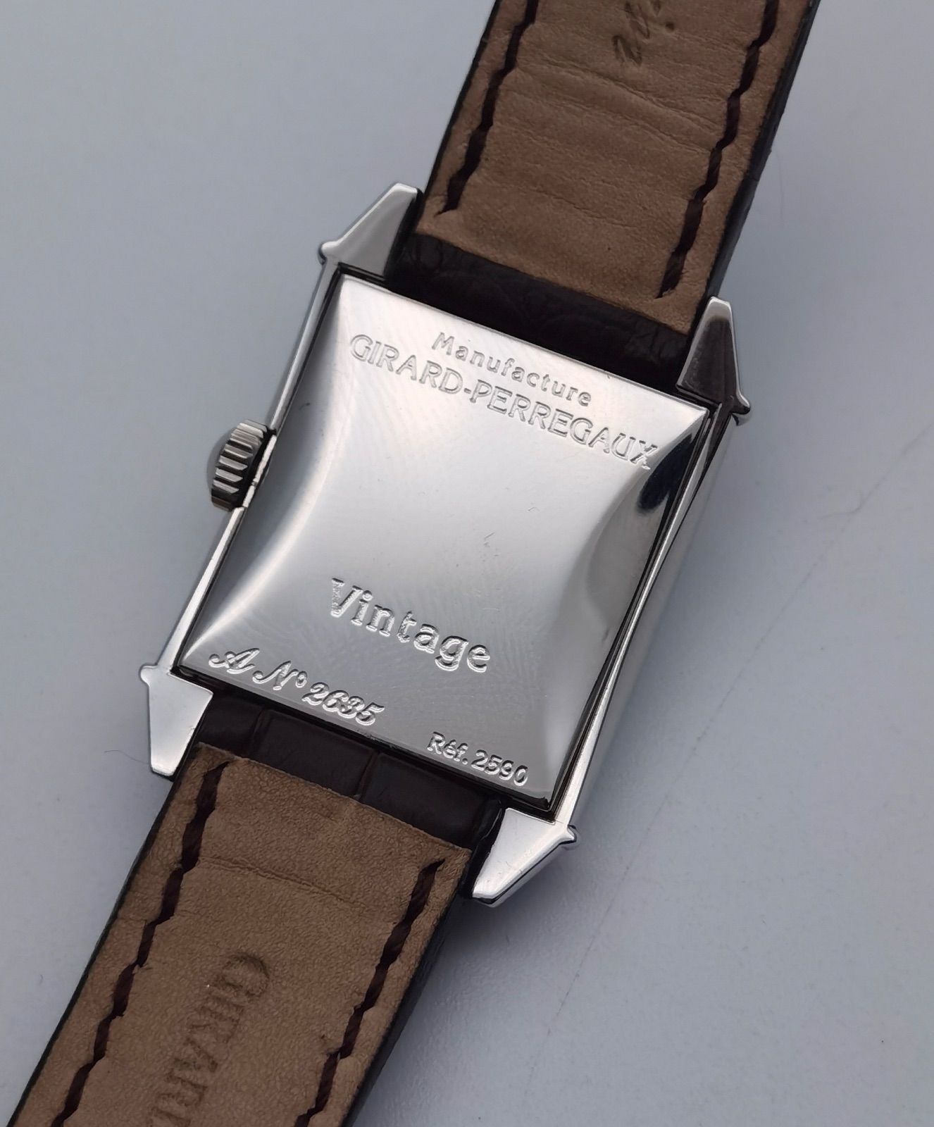 中古美品 ジラールペルゴ GIRARD-PERREGAUX ヴィンテージ 1945 2590 