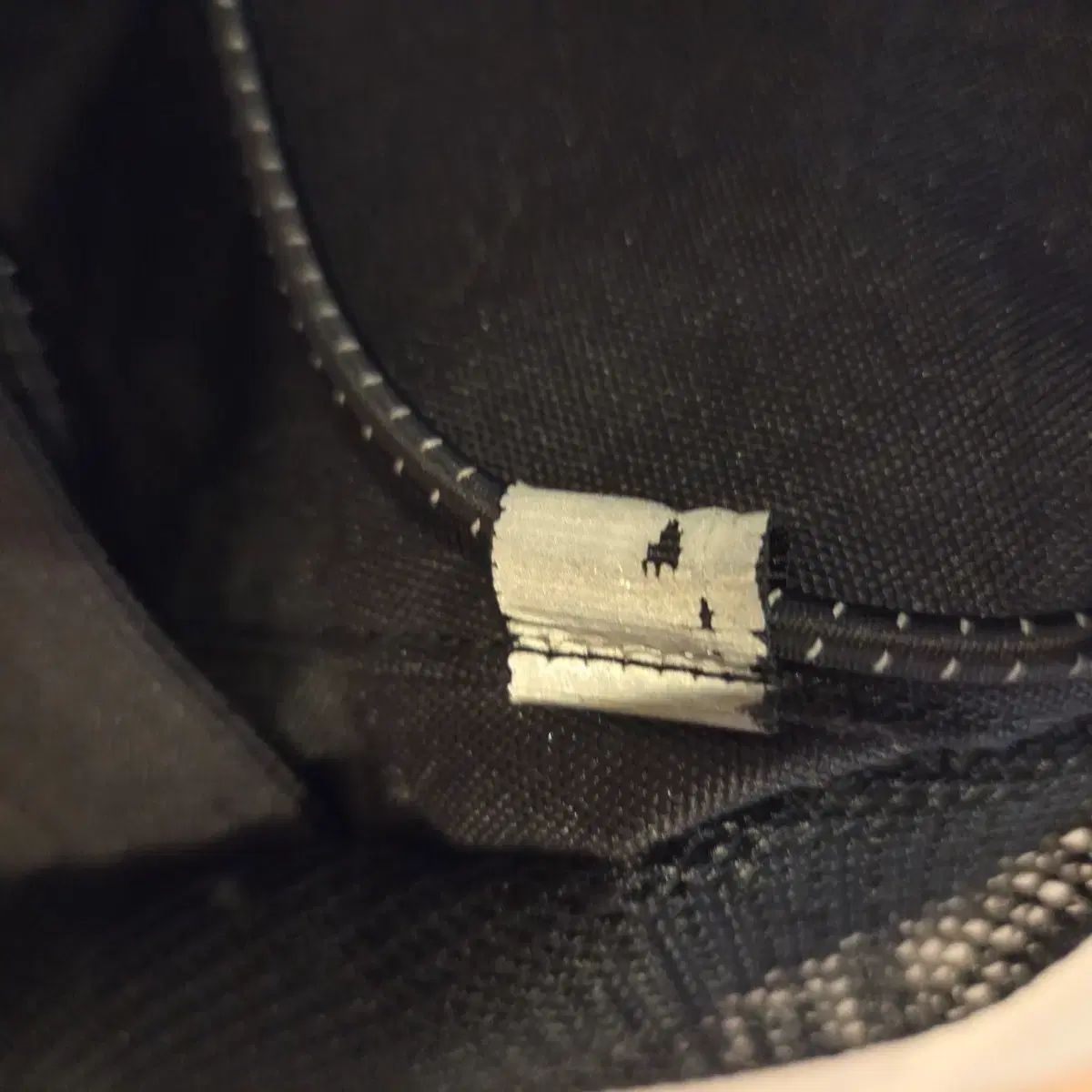 Carhartt WIP リフレクティブ キックフリップ バックパック