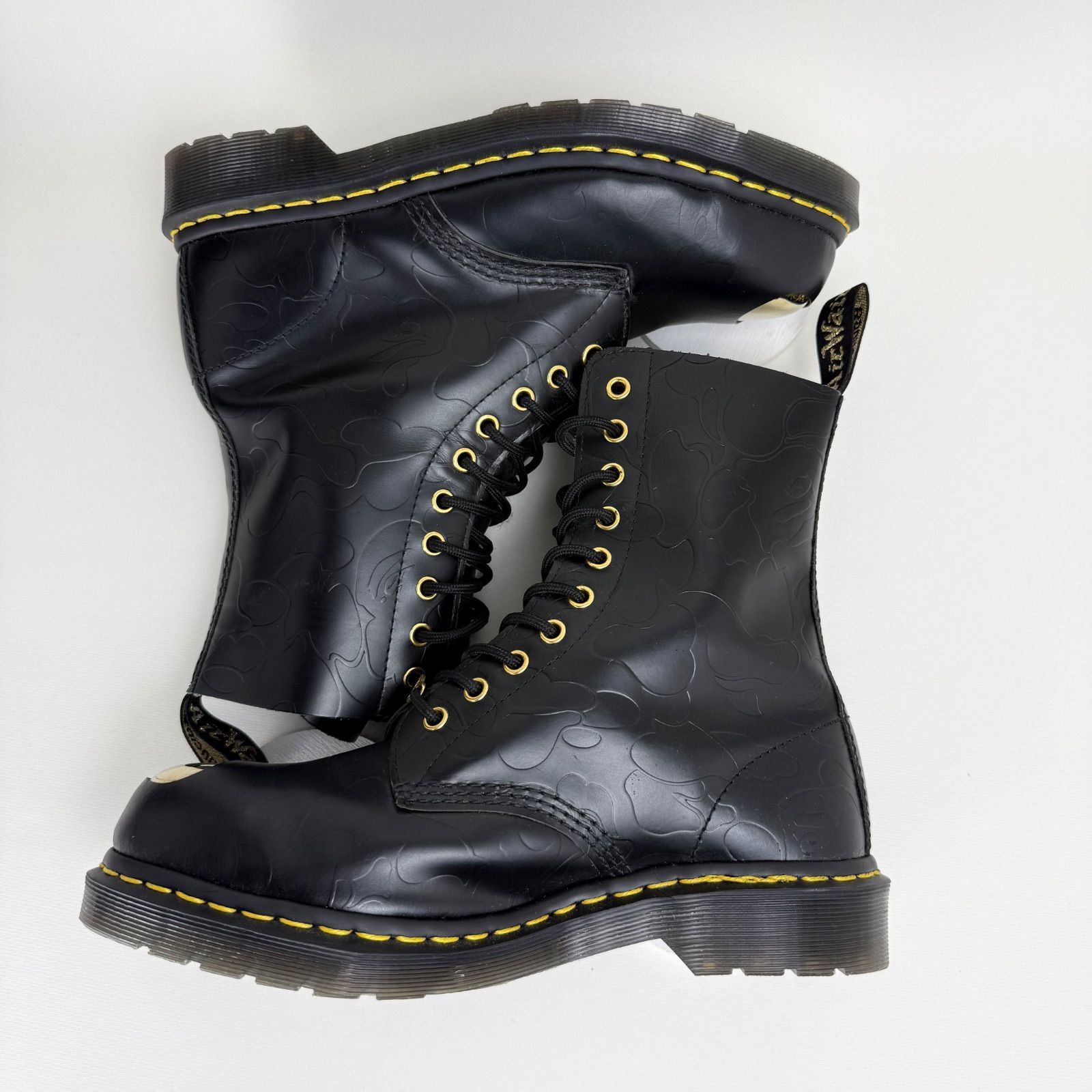 Dr.Martens × A BATHING APE 2018 archive ABC 10 HOLE STEEL TOE CAP UK7 BAPE 1490 ドクターマーチン アベイシングエイプ 10ホール ブーツ スチールトゥ 迷彩型押 NIGO 裏原 Dr.Martens × A BATHING APE 2018 archive ABC 10 HOLE STEEL TOE CAP UK7 BAPE 1490 ドクターマーチン アベイシングエイプ 10ホール ブーツ スチールトゥ 迷彩型押 NIGO 裏原