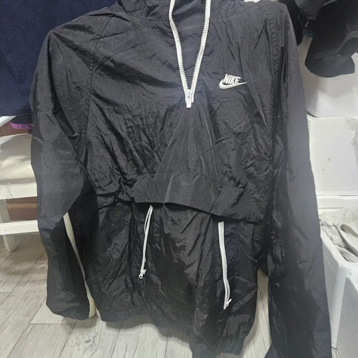 ナイキ ウィンドブレーカー Anorak（アノラック） ブラック L