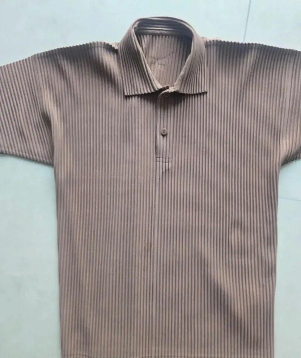 HOMME PLISSÉ オムプリッセ pk半袖 찐ベージュ 出品 36,455円