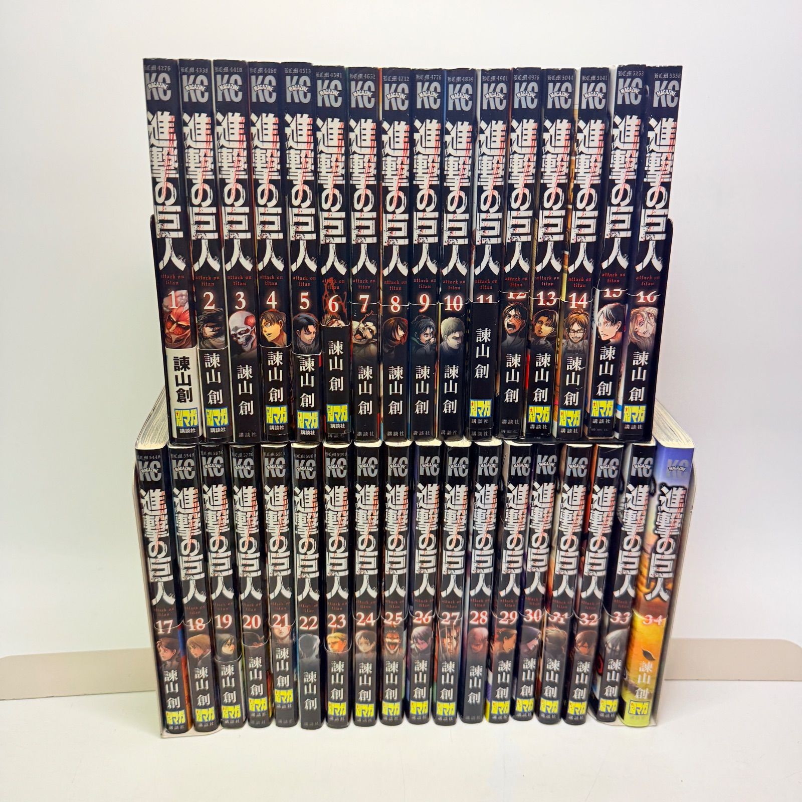 初版、帯多数】 進撃の巨人 全巻 1-34 - メルカリ