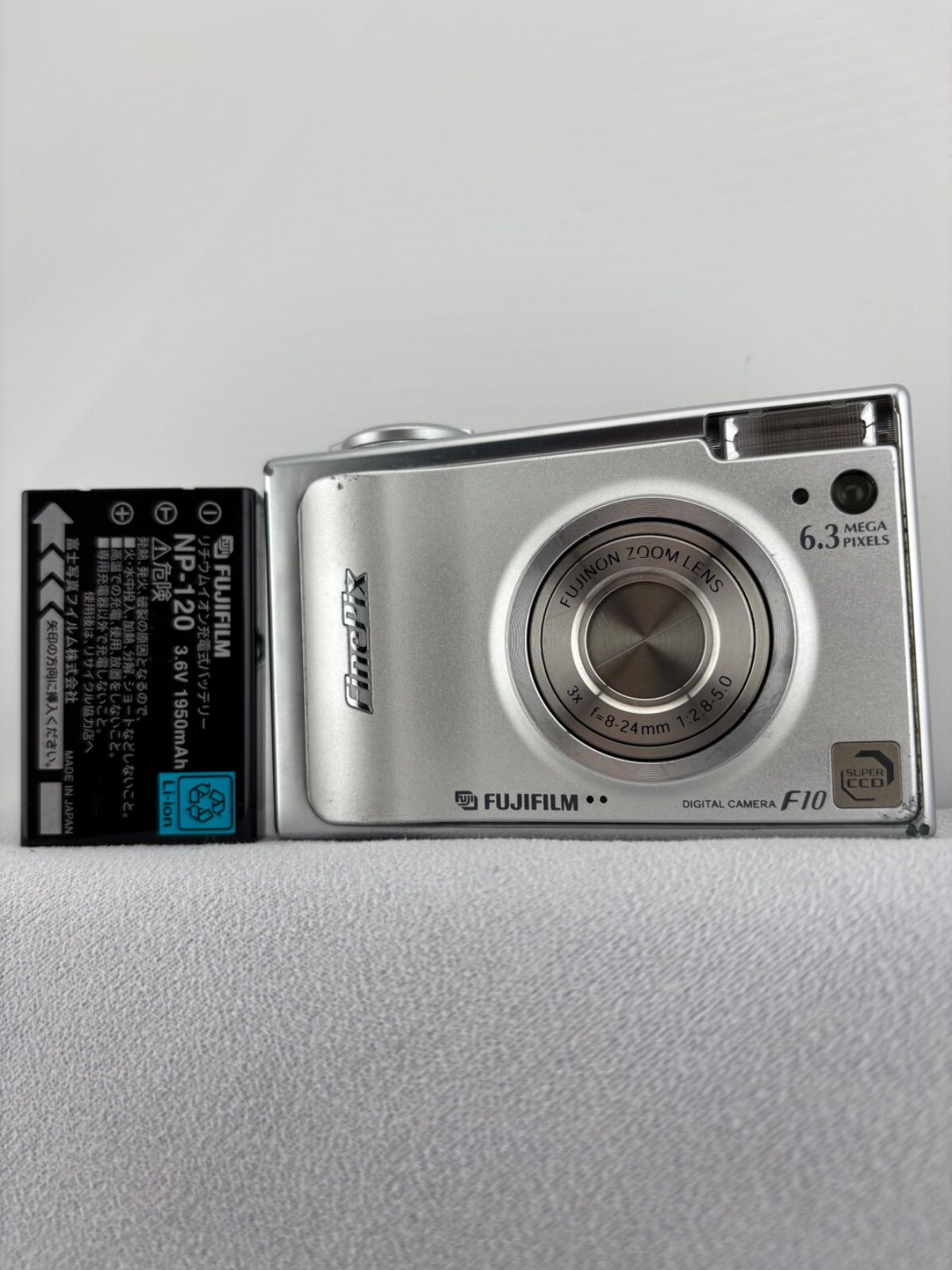 2096【動作確認済み】 FUJIFILM FinePix F10 シルバー 富士フィルム ファインピクス 7,784円