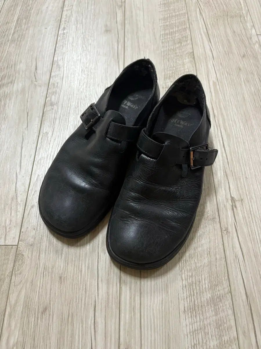 DR. MARTENS ドクターマーチン パトリシア ブラック 240