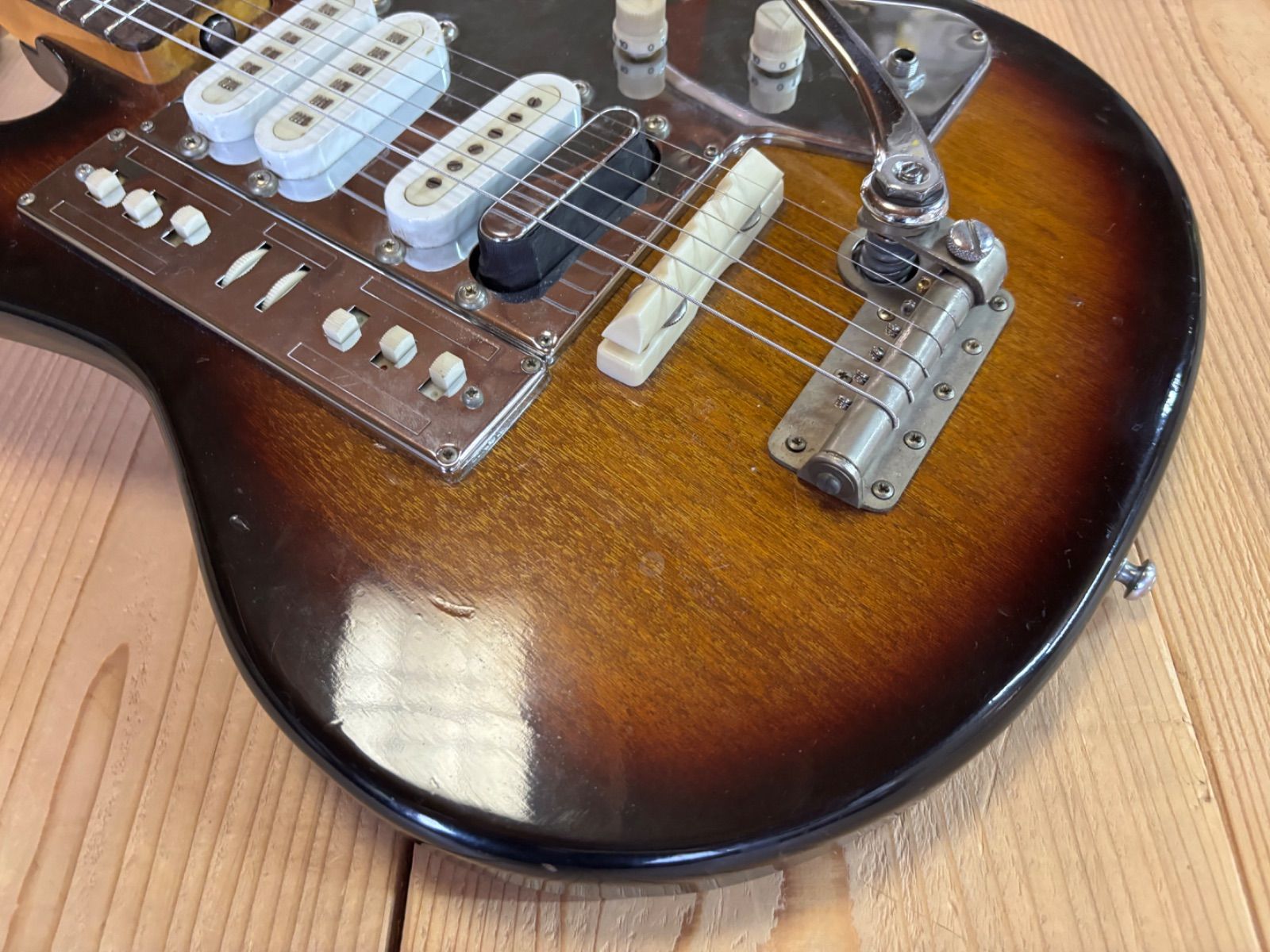 Guyatone LG-140T グヤトーン ビザール 日本製 現状品 Guyatone LG-140T(改)グヤトーン 630mmミディアムスケールエレキギター