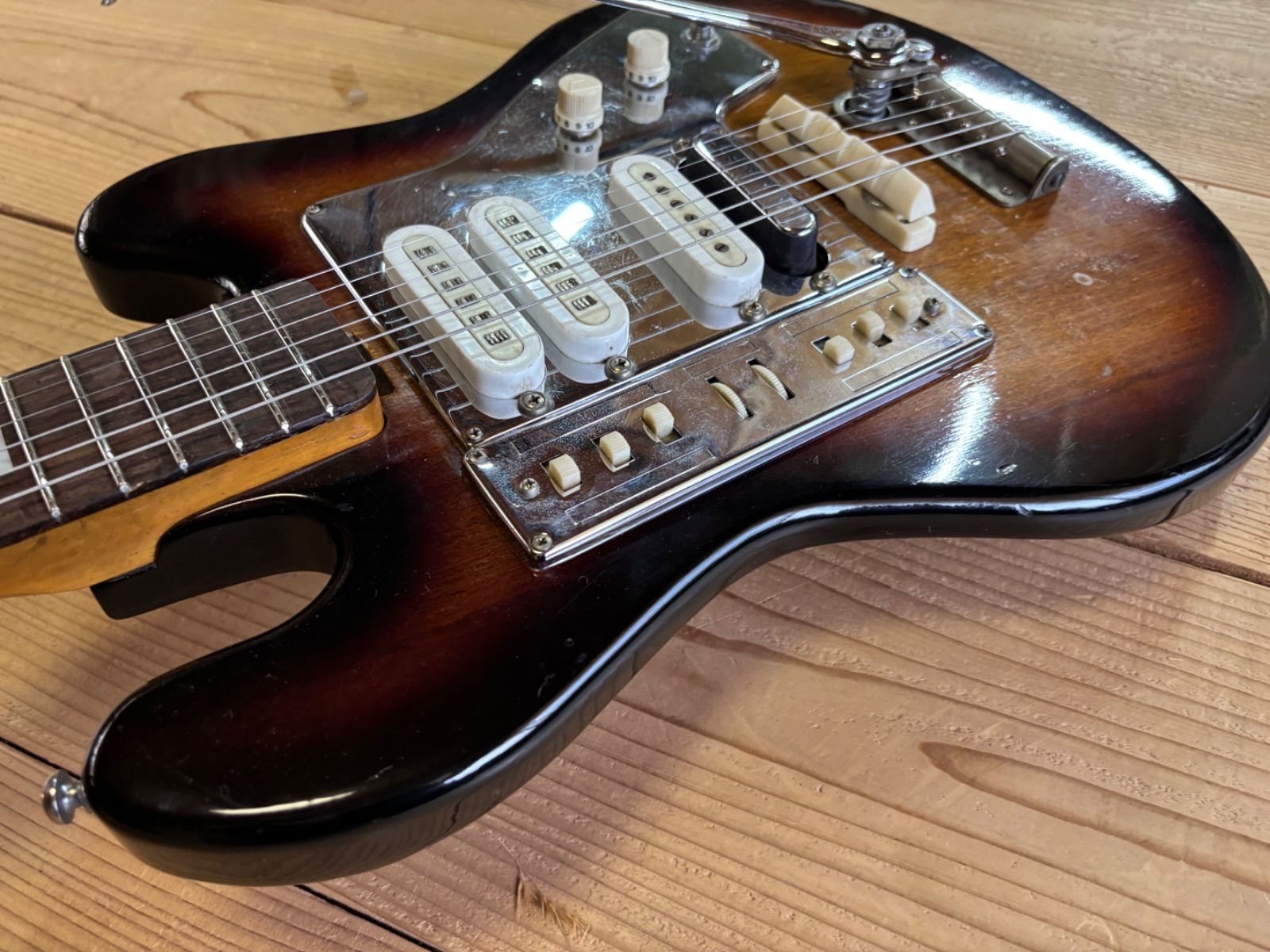 Guyatone LG-140T(改)グヤトーン 630mmミディアムスケールエレキギター