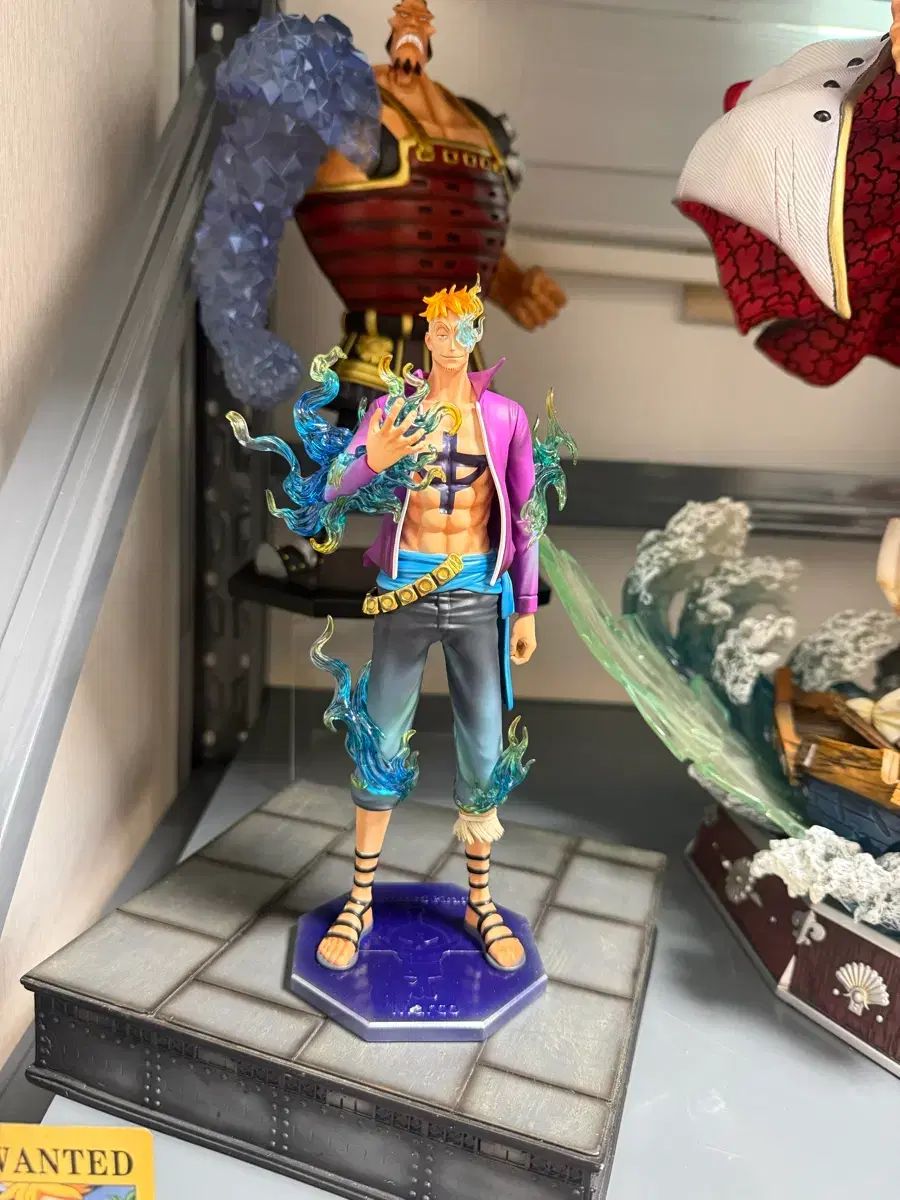 ワンピースレジン