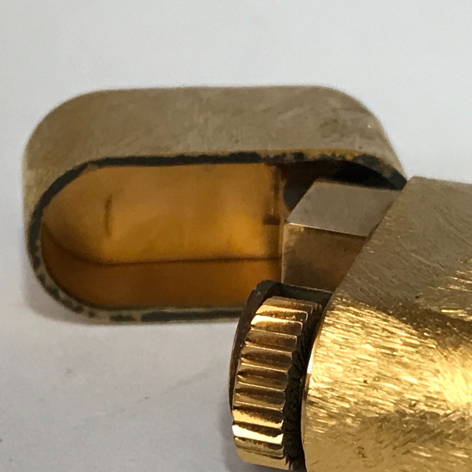 希少デザイン】カルティエ Cartier オーバル ガスライター 樹皮バーク
