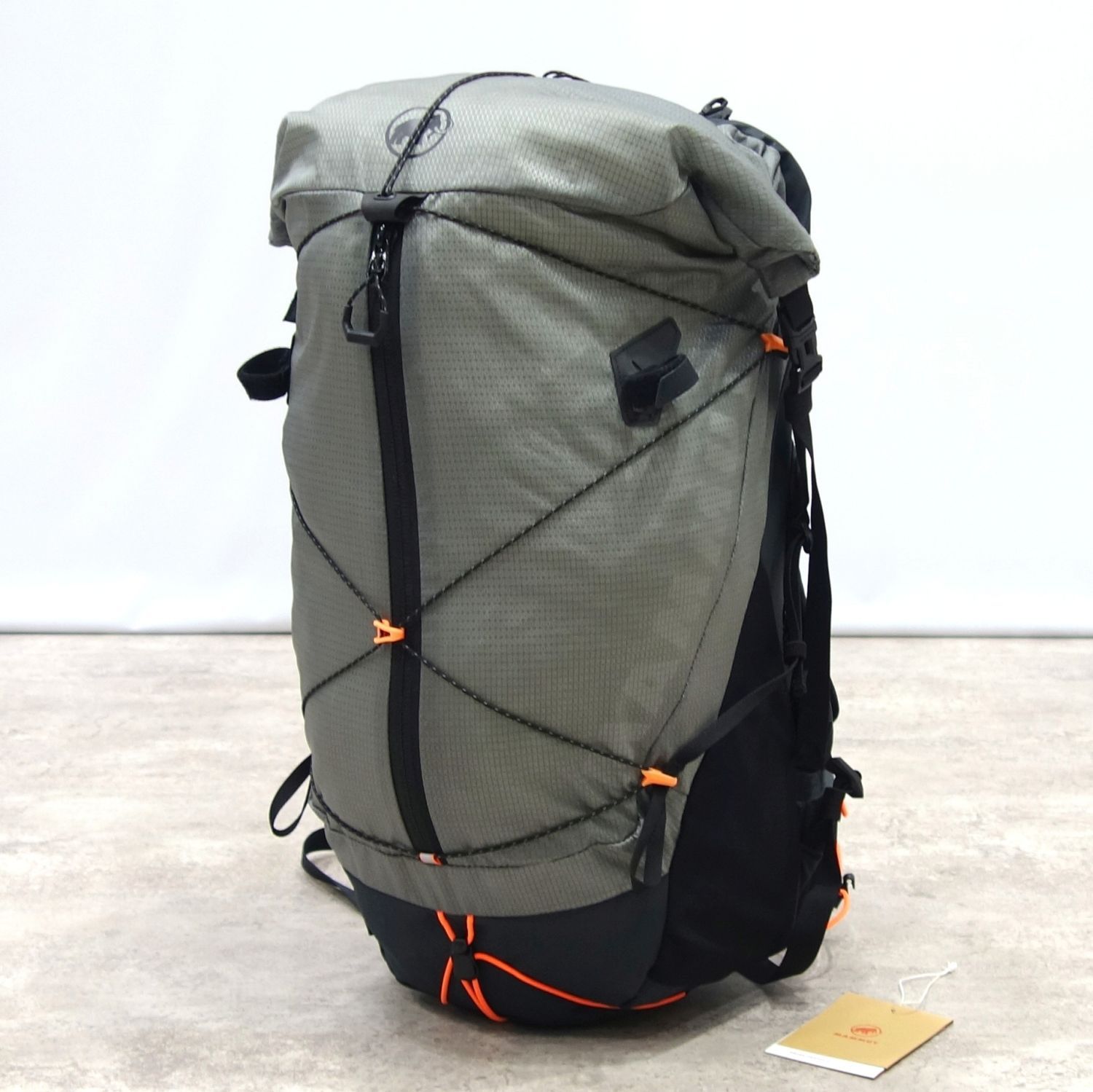 美品 マムート MAMMUT バックパック デュカン スパイン 28-35L D