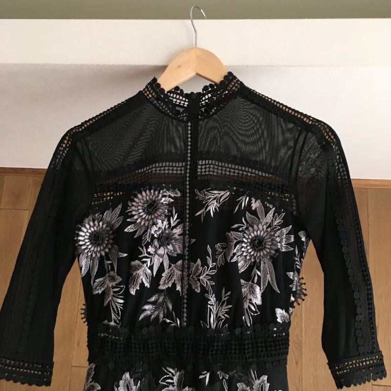 極美品 VIVIENNE TAM(ヴィヴィアンタム フラワー 装飾 パワーネット