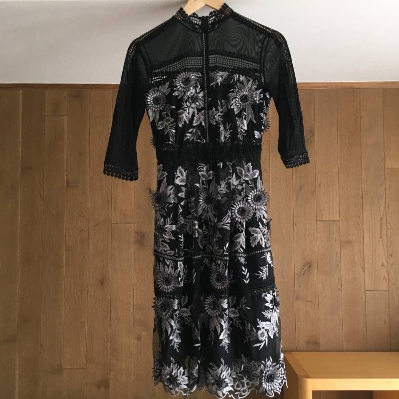 極美品 VIVIENNE TAM(ヴィヴィアンタム フラワー 装飾 パワーネット