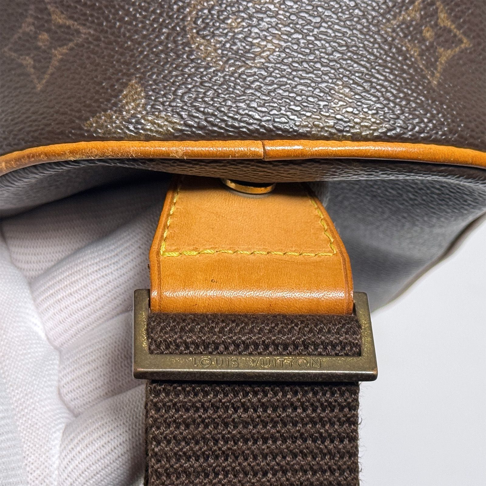 LOUIS VUITTON ルイヴィトン モノグラム ポシェット ガンジュ ボディバッグ ウェストポーチ ユニセックス m0046