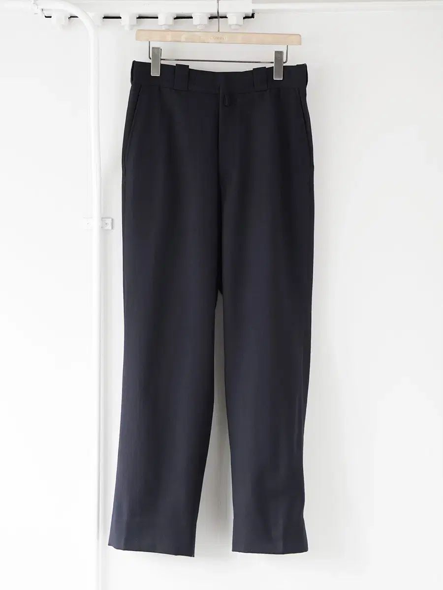 25aw comoli(コモリ) ネイビ ウール サージ パンツ 3 60,815円