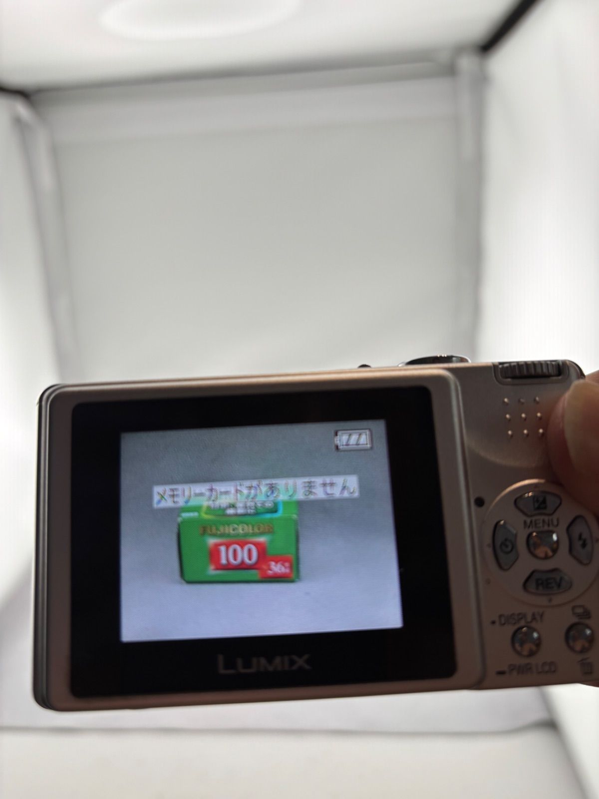 2125【美品、動作確認済み】 Panasonic LUMIX DMC-FX2 シルバー