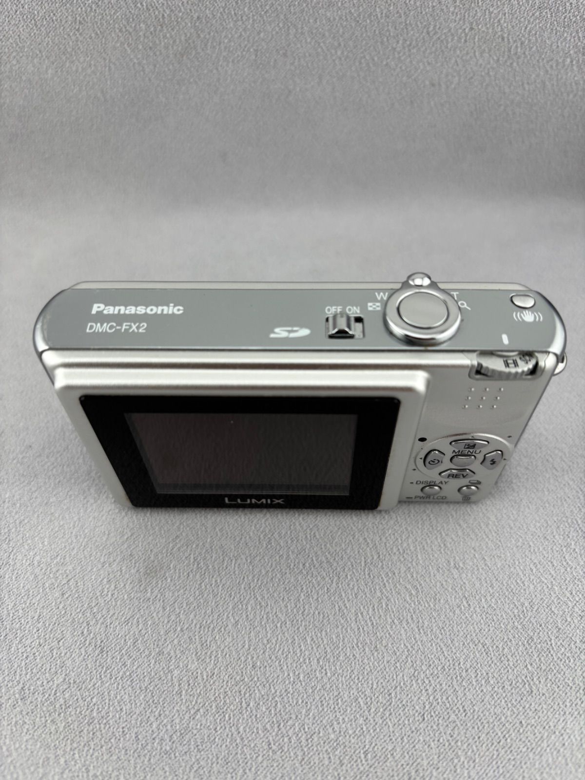 2125【美品、動作確認済み】 Panasonic LUMIX DMC-FX2 シルバー