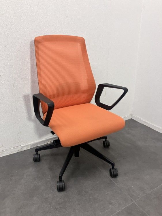 【中古品】ウチダ 固定肘付セレッツァチェア SA-330M-BS オレンジ