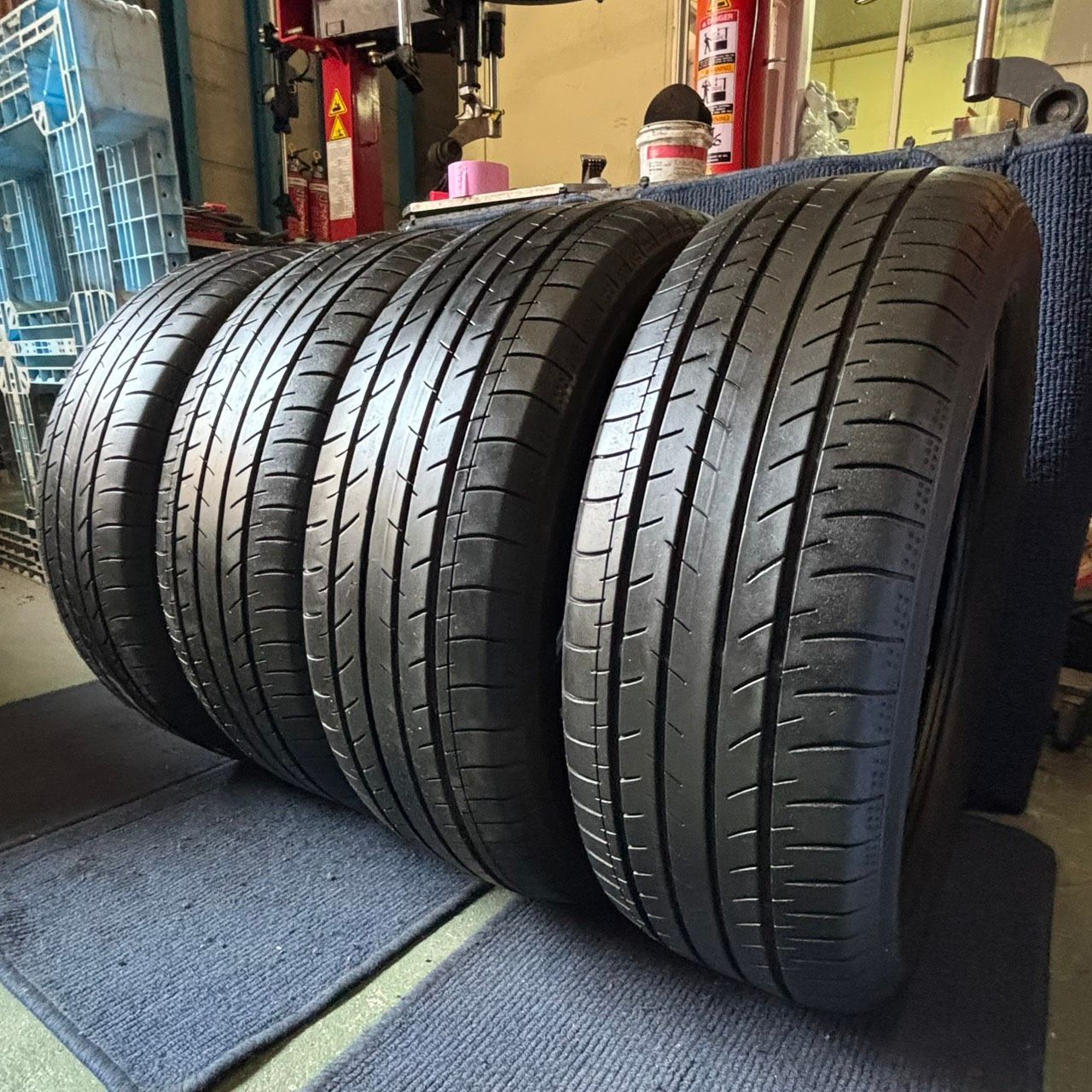 ☆送料無料☆【2023年製造】【溝6.5分山】YOKOHAMA BluEarth-GT ４本 205/55R17 ASP3772