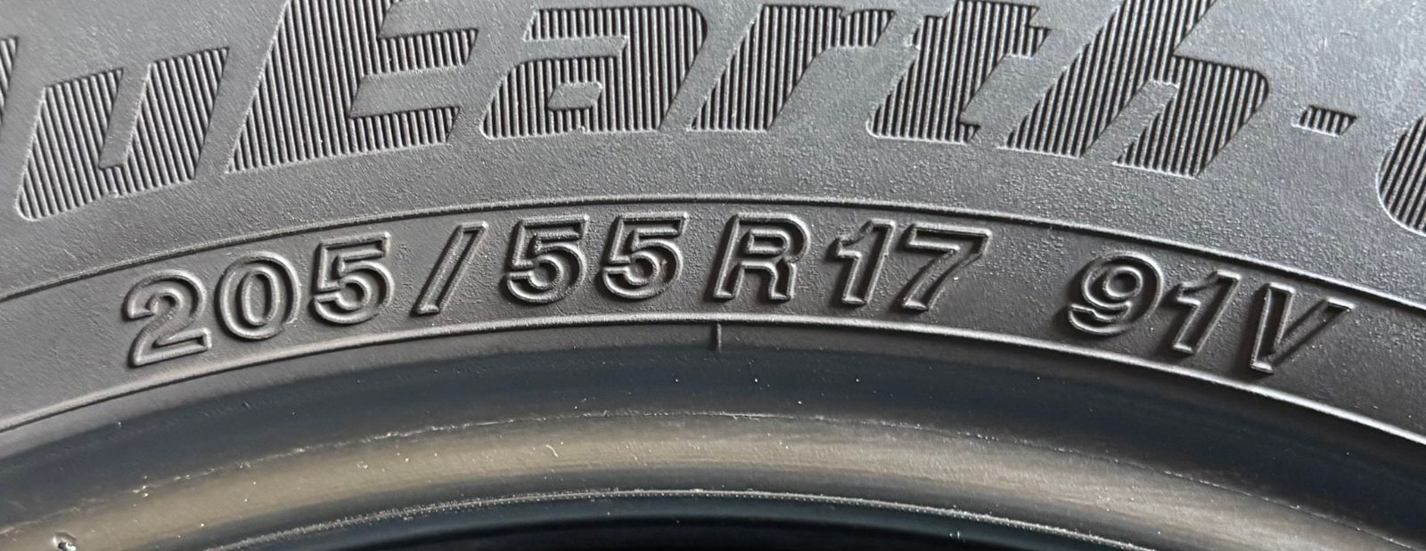 ☆送料無料☆【2023年製造】【溝6.5分山】YOKOHAMA BluEarth-GT ４本 205/55R17 ASP3772