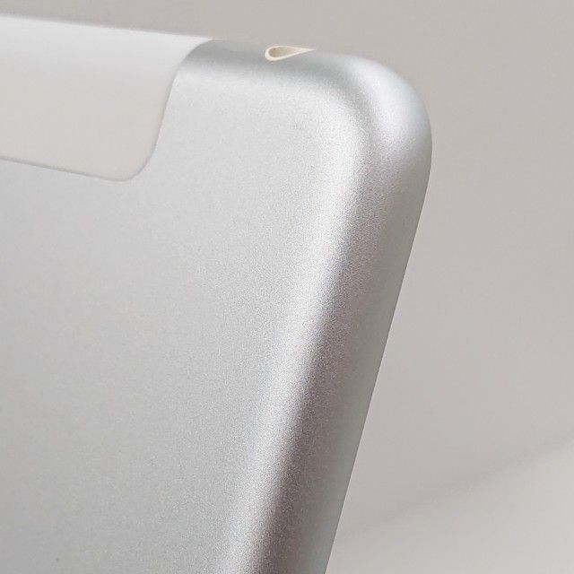 iPad Air Wi-Fi + Cellular 16GB au シルバー 送料無料 本体 c21754