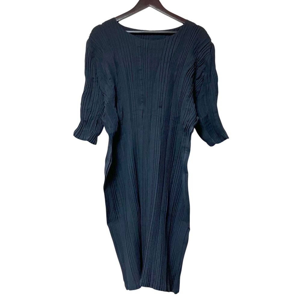 美品 ISSEY MIYAKE イッセイミヤケ プリーツ ツイスト加工 ワンピース IM92FH610 サイズ2 ブラック レディース 古着 中古 USED