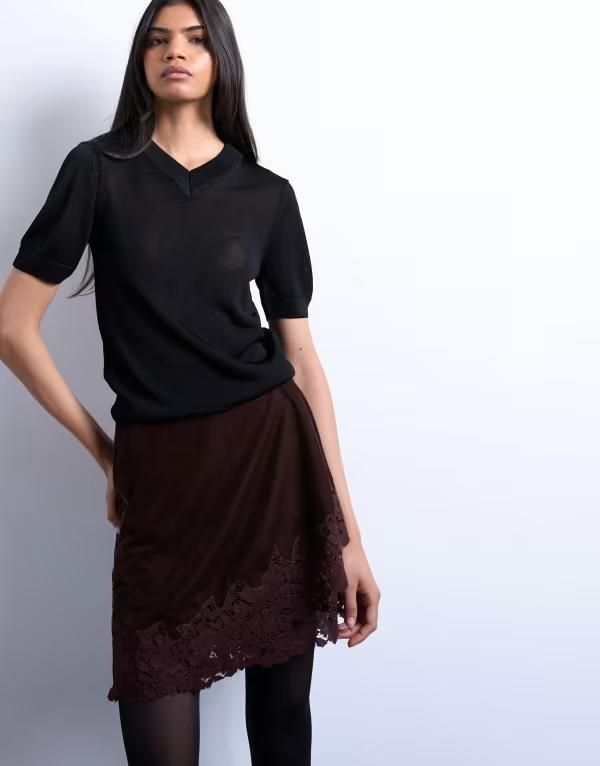 トップショップ レディース ボトムス スカート アシンメトリー レーストリム ミニ ベルベット レース Topshop velvet asymmetric mini skirt with lace t