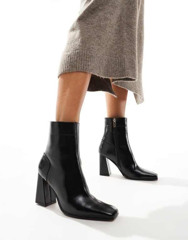 エイソス レディース シューズ ブーツ・レインブーツ ヒール ASOS DESIGN Everest flared heel boots Black ブラック