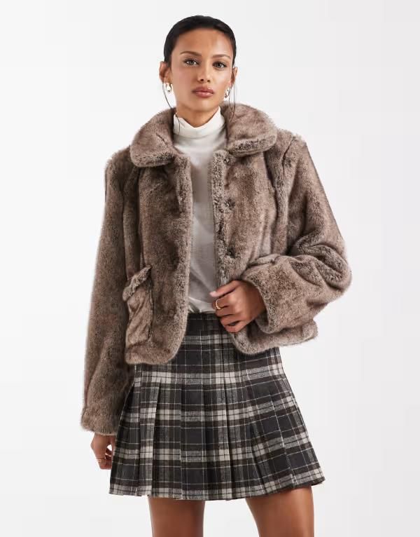 オブジェクト レディース アウター ジャケット・ブルゾン クロップド Object premium super soft faux fur cropped jacket in light Raven