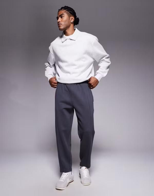 エイソス メンズ ボトムス カジュアルパンツ パンツ スウェットパンツ ASOS DESIGN tapered sweatpants with pin tucks in charcoal CHARCO