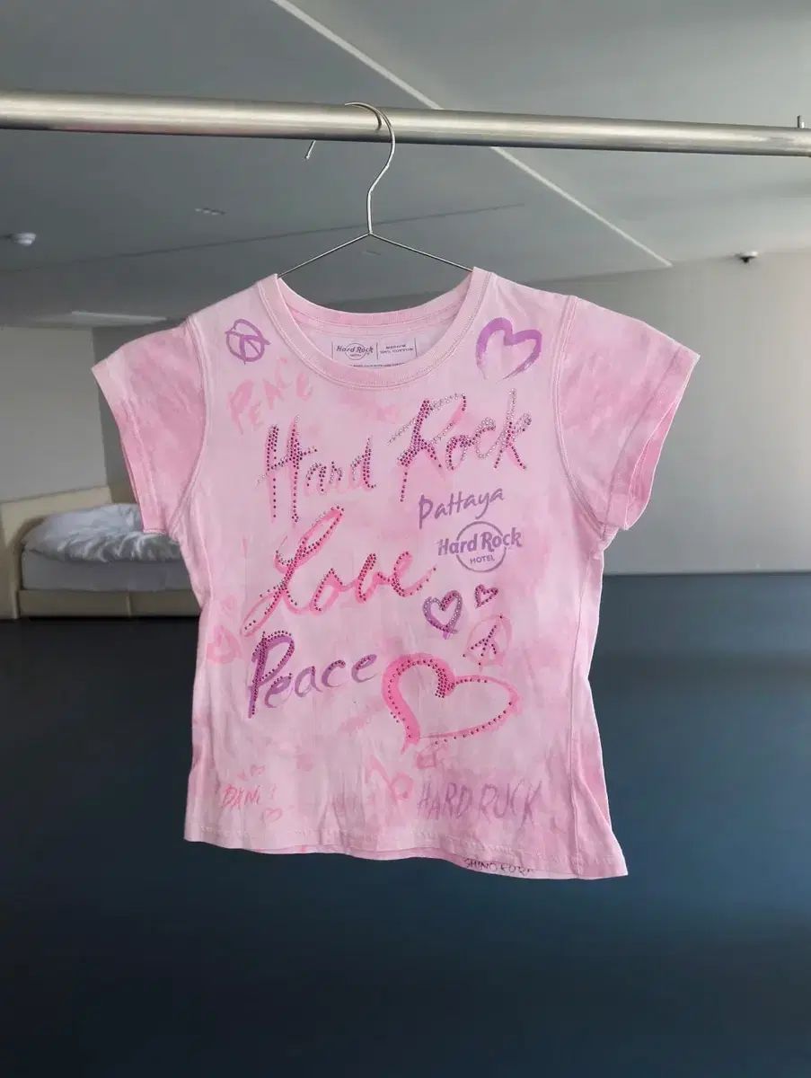 HARD ROCK T