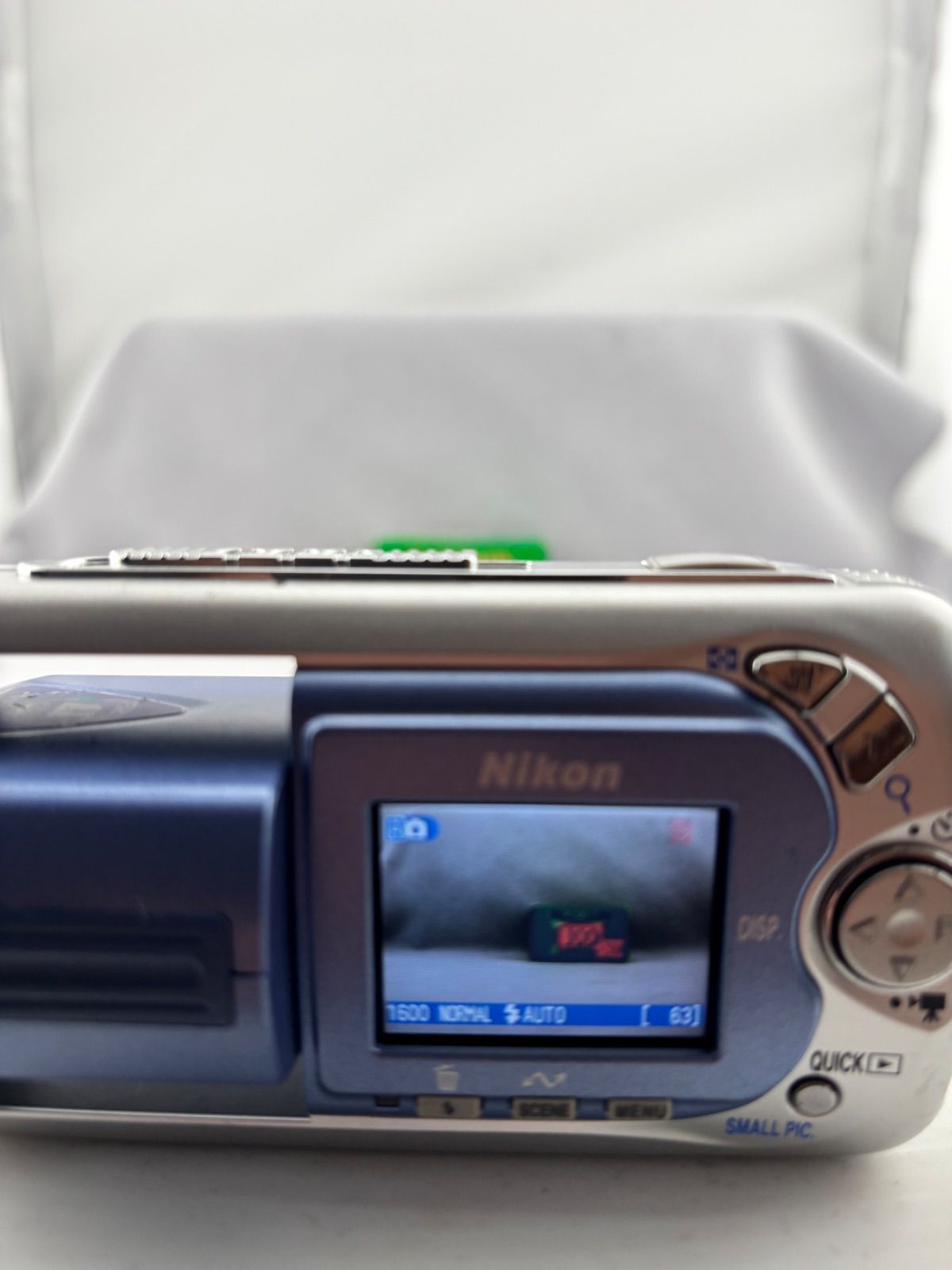 中古品、Nikon Coolpix デジカメE2500 おまけ付き、全て使えます 中古品、Nikon Coolpix デジカメE2500 おまけ付き、全て使えます 中古