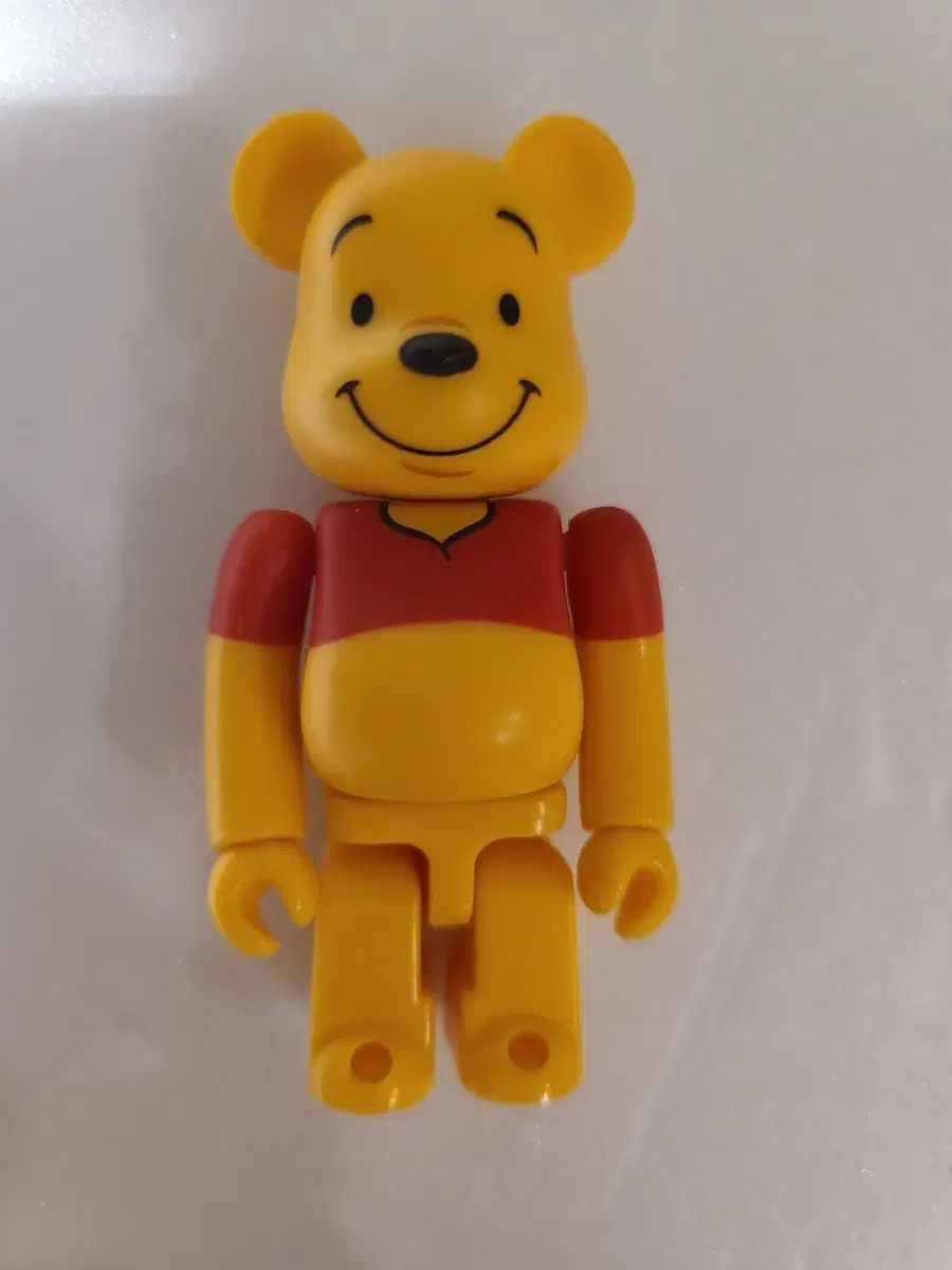 BE@RBRICK(ベアブリック) プーさん 100% 8,832円