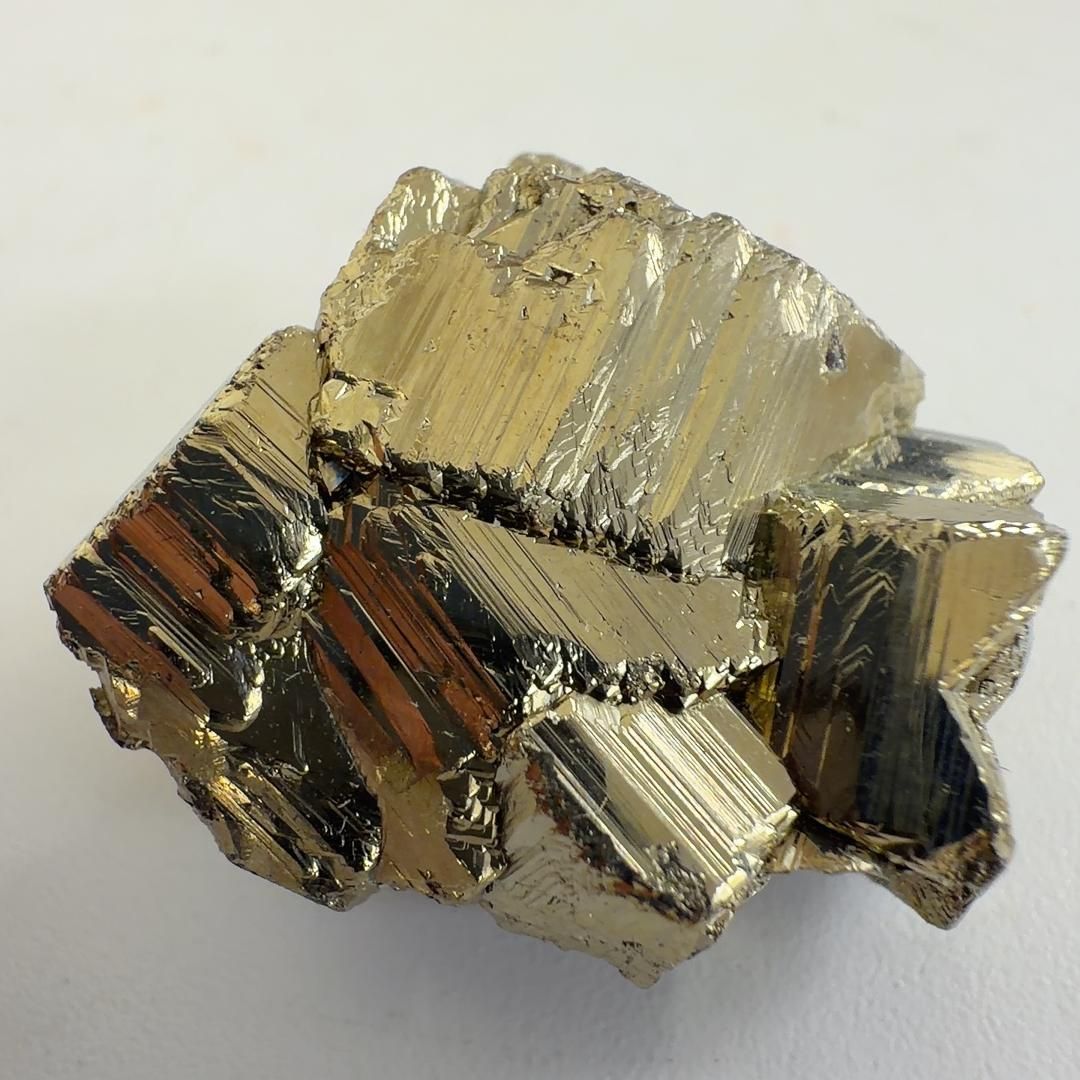 E35998】 黄鉄鉱 パイライト pyrite ペルー 天然石 鉱物
