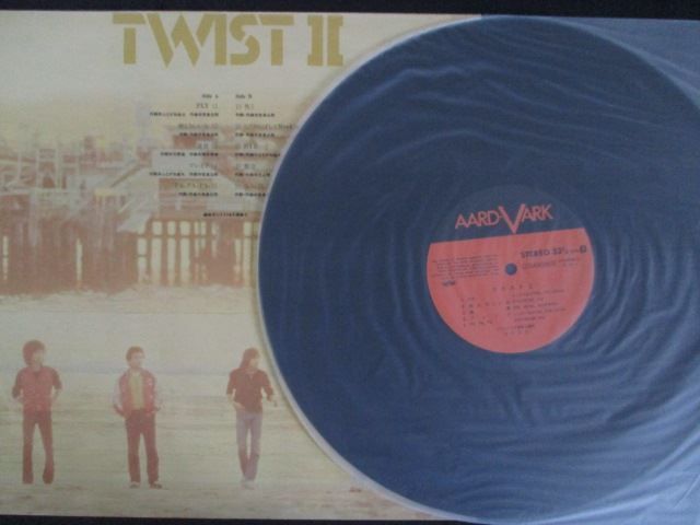 LIMO 2枚組LPレコード　1974-1977 LP/レコード 0339□ツイスト/ツイスト II セカンド/帯付/C25A0036