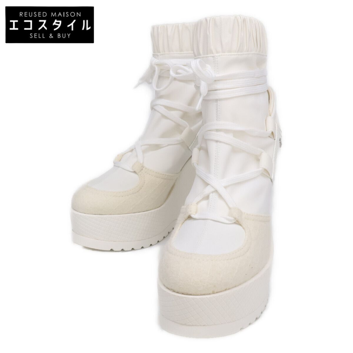 CHANEL　シャネル　【美品】19K G35284 ココマーク レースアップ ヒール ショートブーツ　37 1/2 78,045円