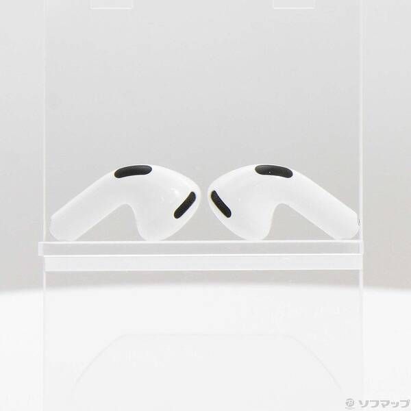 ソフマップ 〔中古品〕 AirPods 4 アクティブノイズキャンセリング搭載 MXP93J／A【262】 15,861円