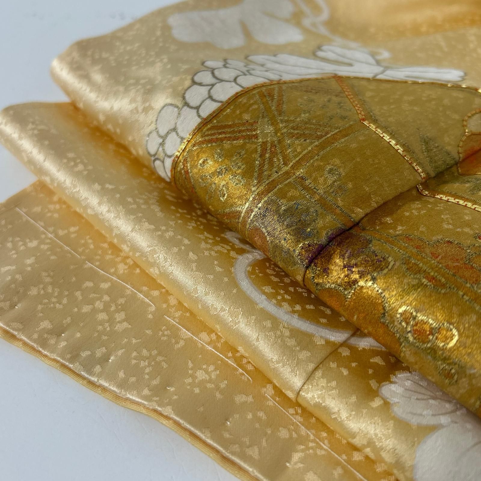 付下げ 金駒刺繍 金彩 葡萄の染め 紋無し 正絹 着物 MK-4196 - メルカリ