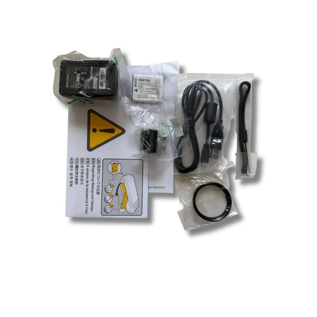 美品 RICOH WG-80 ブラック 防水デジタルカメラ 元箱付 純正バッテリー