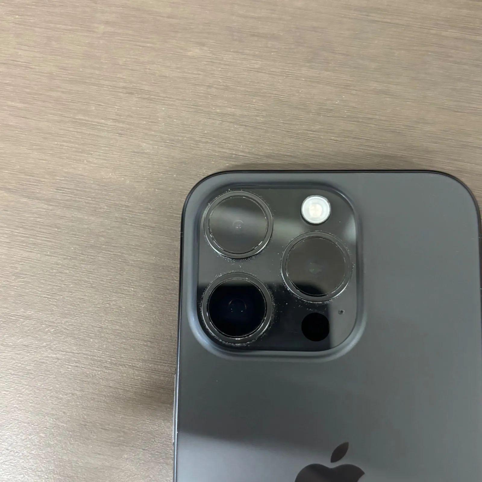 iPhone15Pro ブラックチタニウム　部品取り用ジャンク iPhone 15 Pro 512GB ブラックチタニウム ジャンク - メルカリ