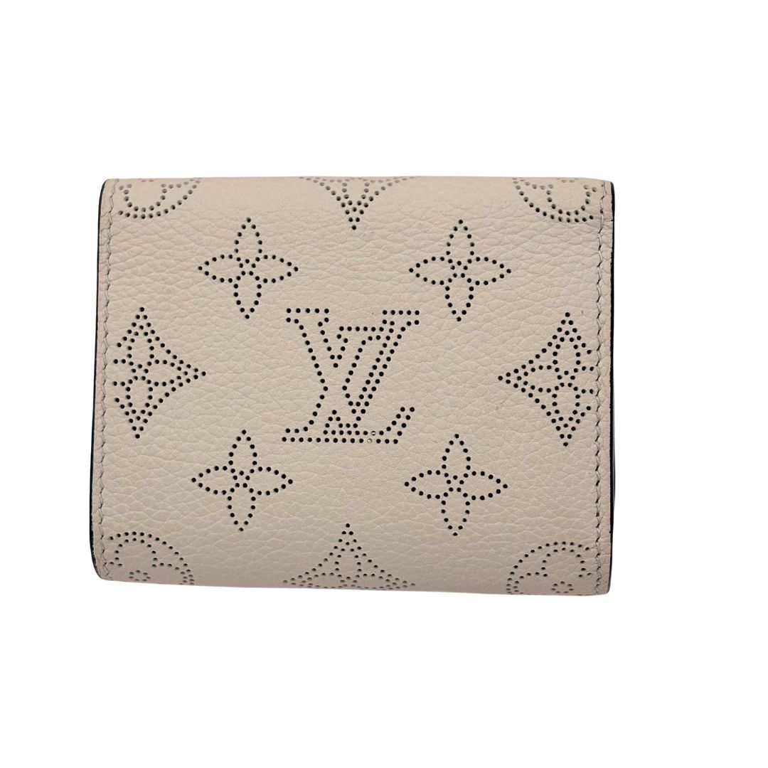 LOUIS VUITTON ルイヴィトン マヒナ ポルトフォイユ イリスXS 三つ折り