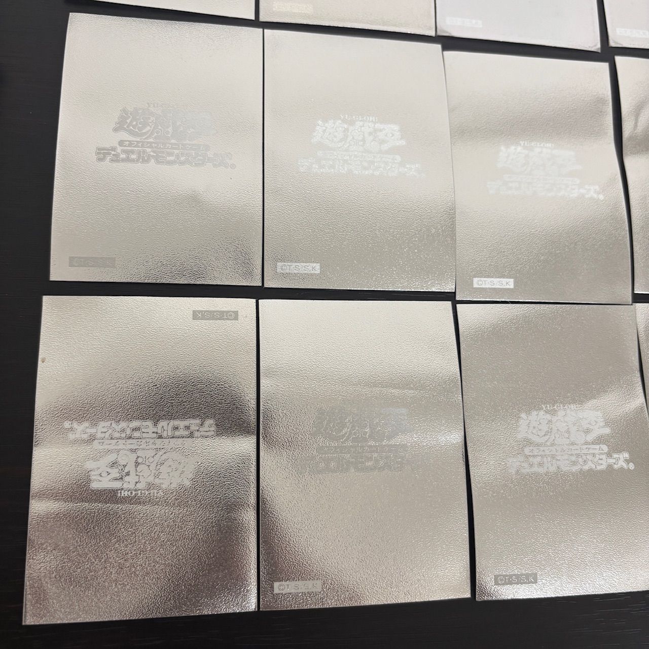 nvq72 15枚 ホログラフィックシルバー 銀 スリーブ 中古 ザラザラ